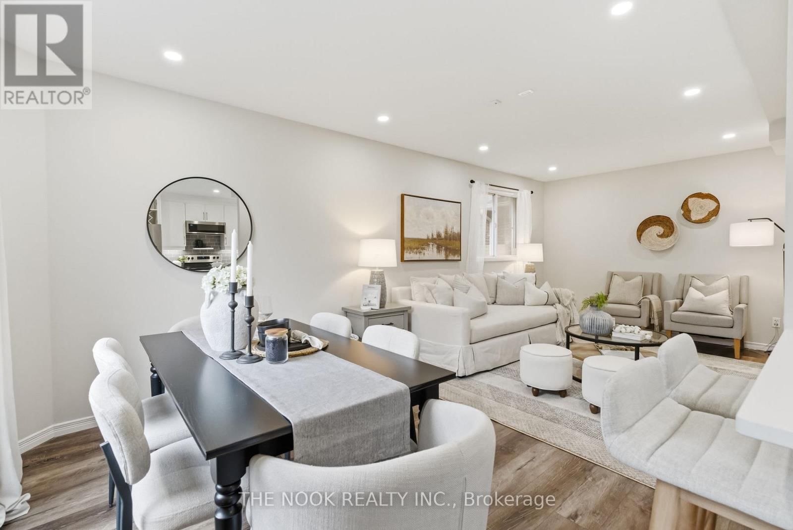 43 SHORT CRESCENT Image 19