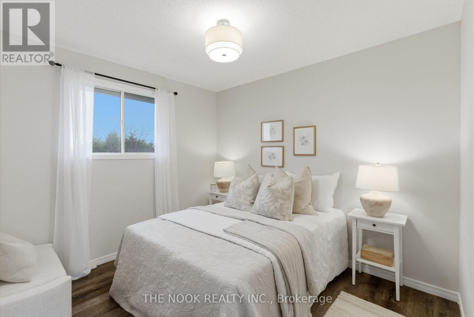 43 SHORT CRESCENT Image 32