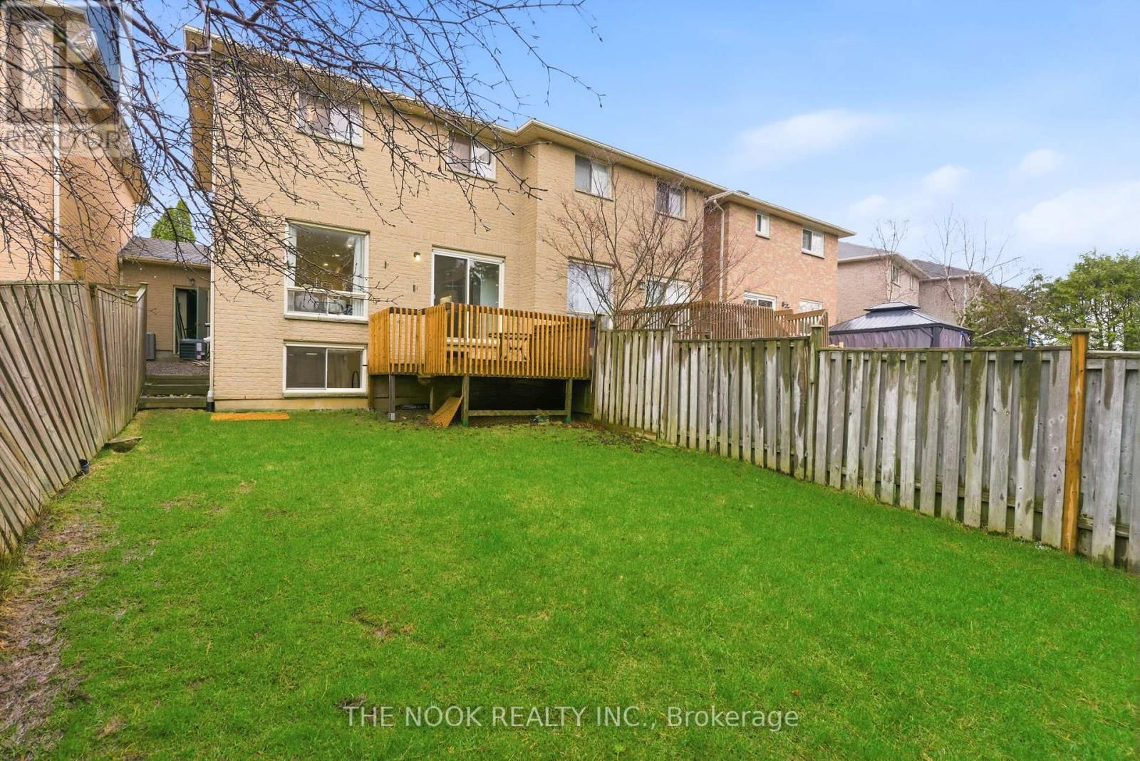 43 SHORT CRESCENT Image 48