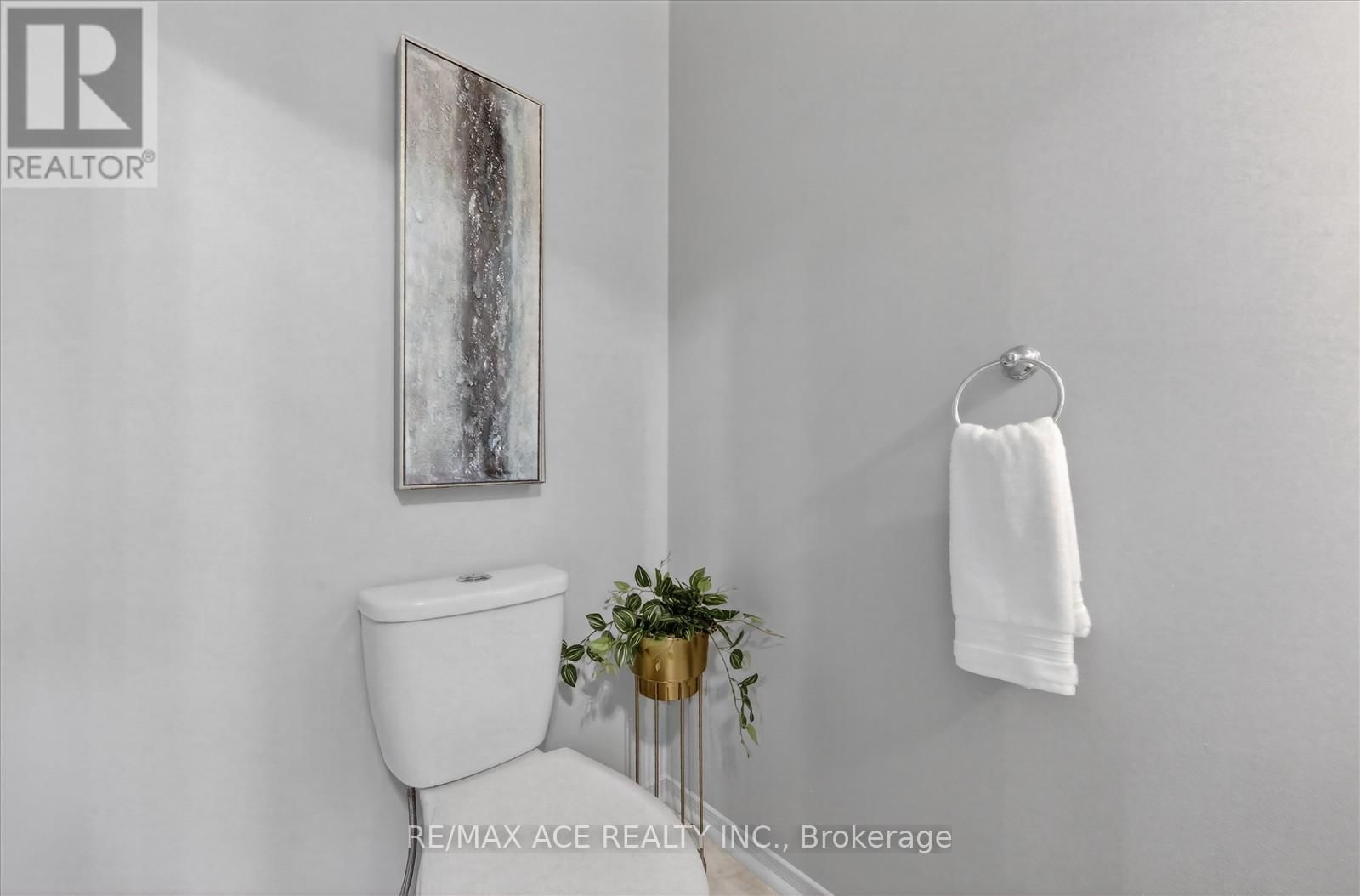 1 ALDCROFT CRESCENT Image 10