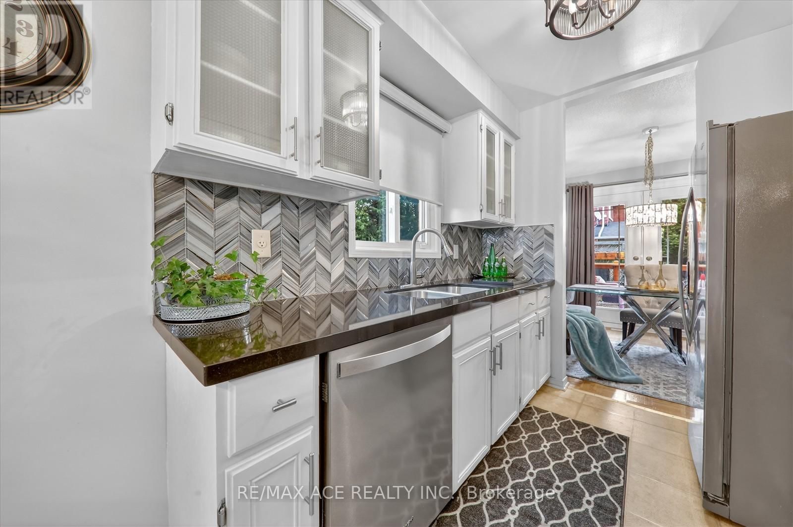 1 ALDCROFT CRESCENT Image 14