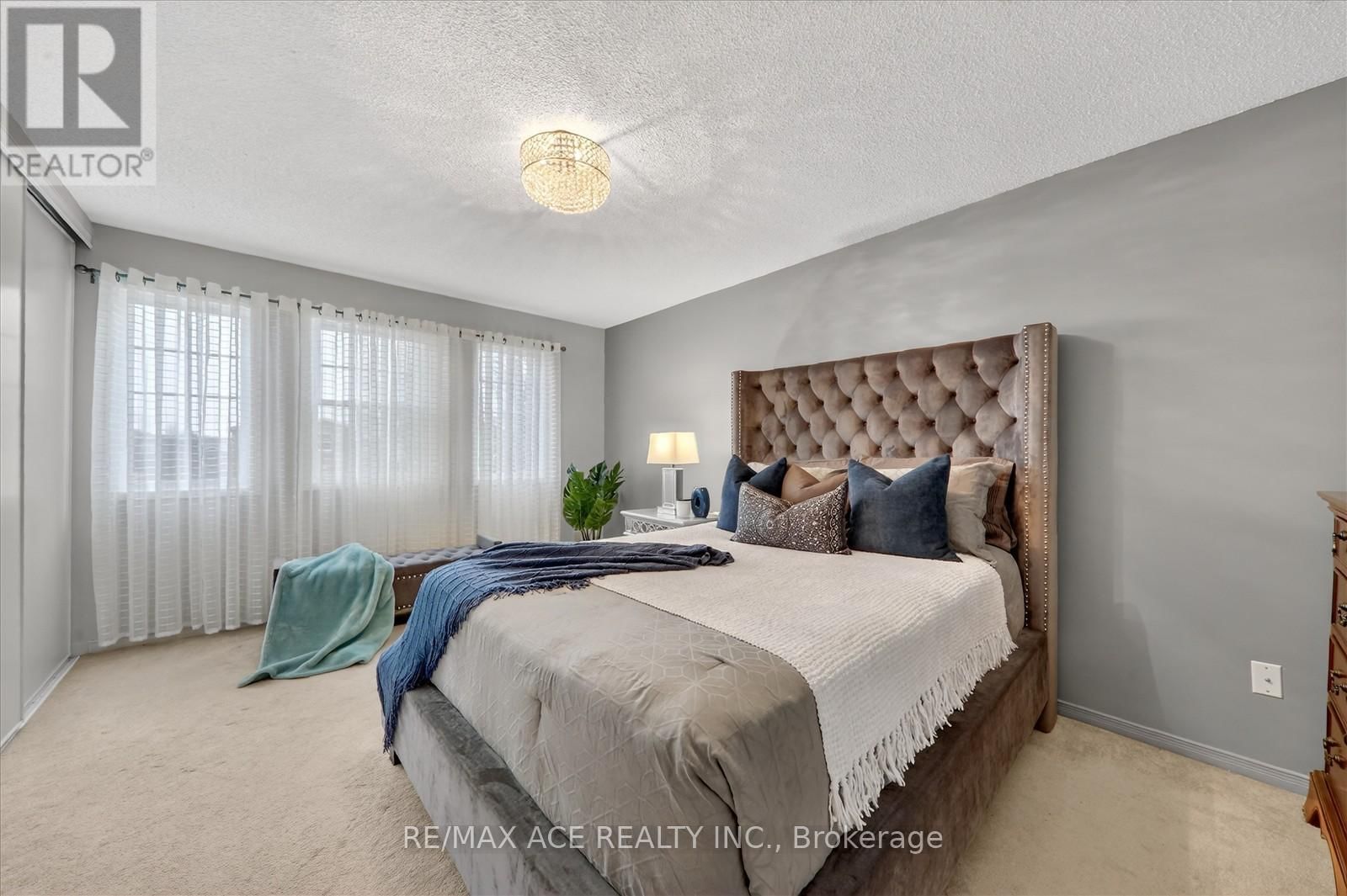 1 ALDCROFT CRESCENT Image 24