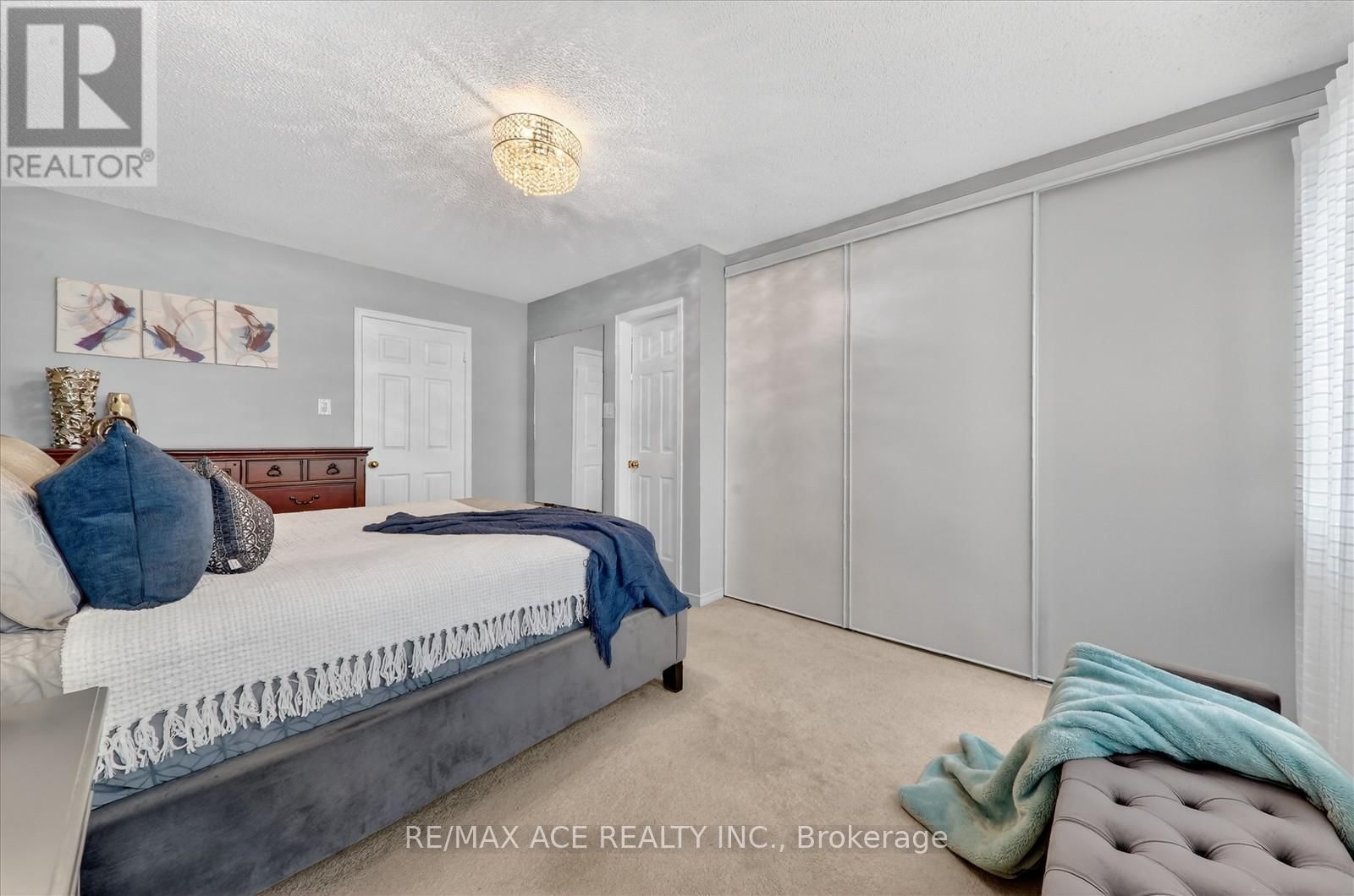 1 ALDCROFT CRESCENT Image 27