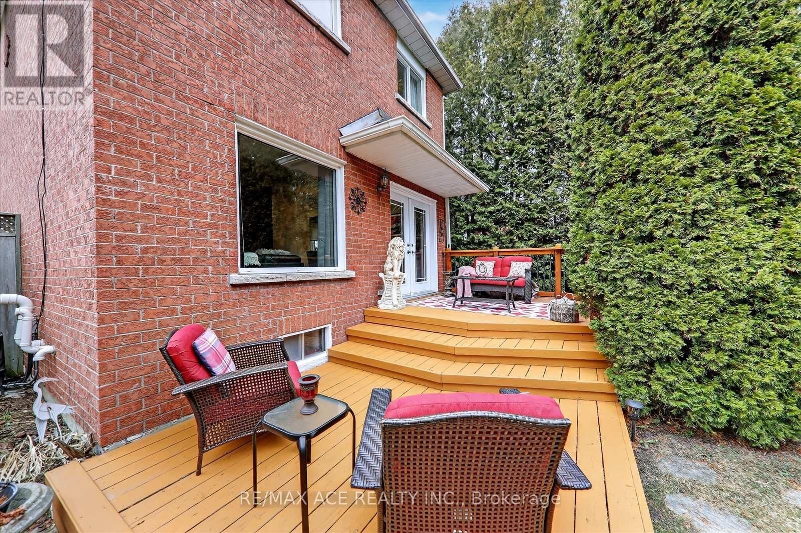 1 ALDCROFT CRESCENT Image 42