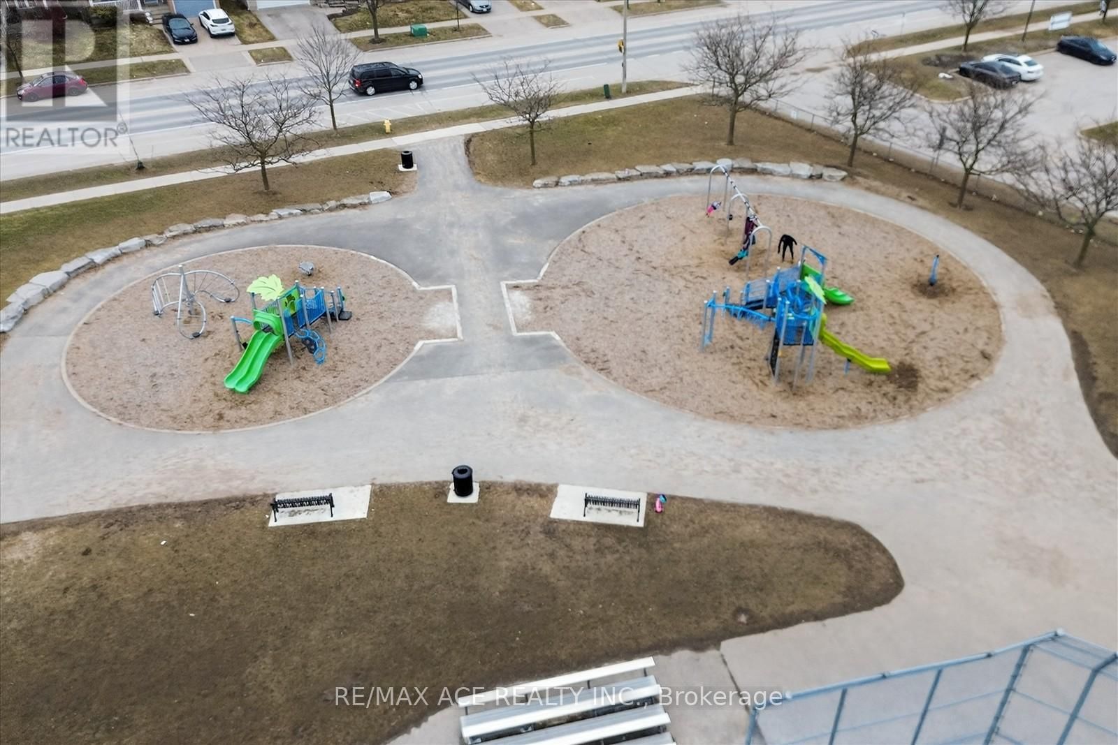 1 ALDCROFT CRESCENT Image 50