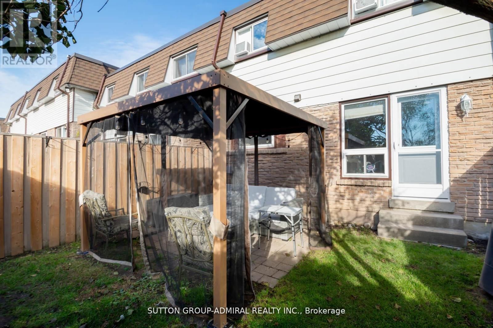 45 - 1300 OXFORD STREET Image 22