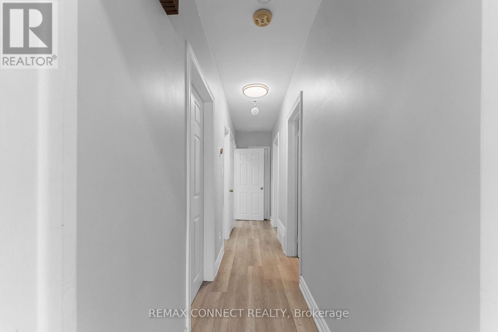 54 SARATOGA DRIVE Image 13