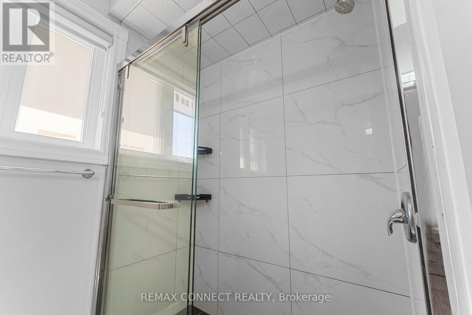 54 SARATOGA DRIVE Image 19