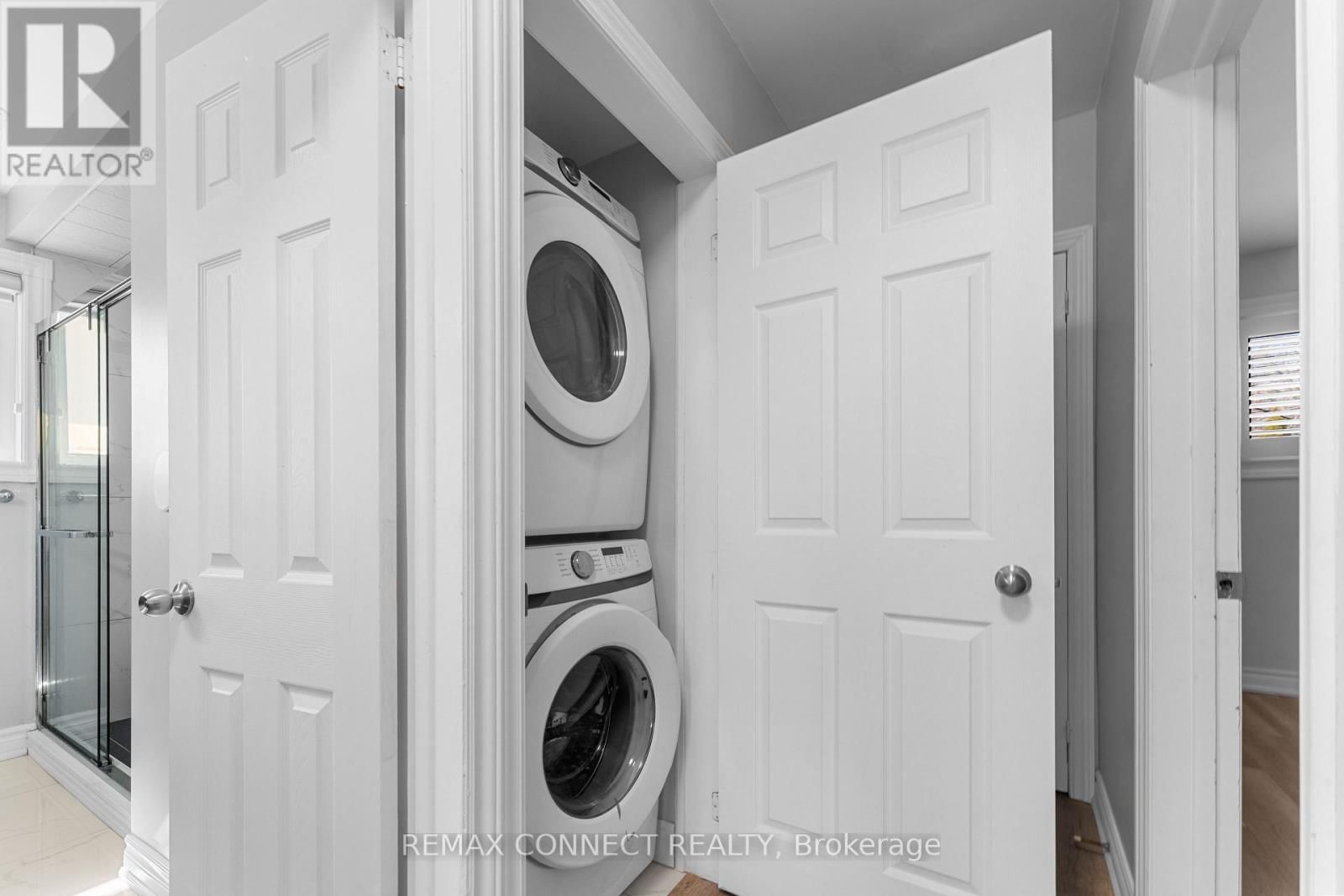 54 SARATOGA DRIVE Image 26