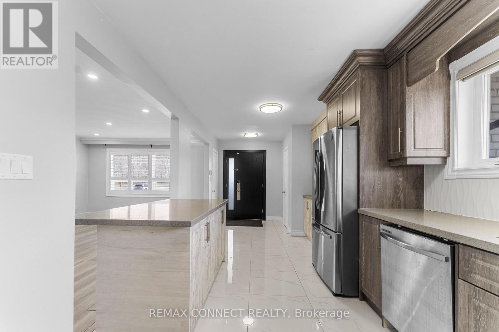 54 SARATOGA DRIVE Image 4