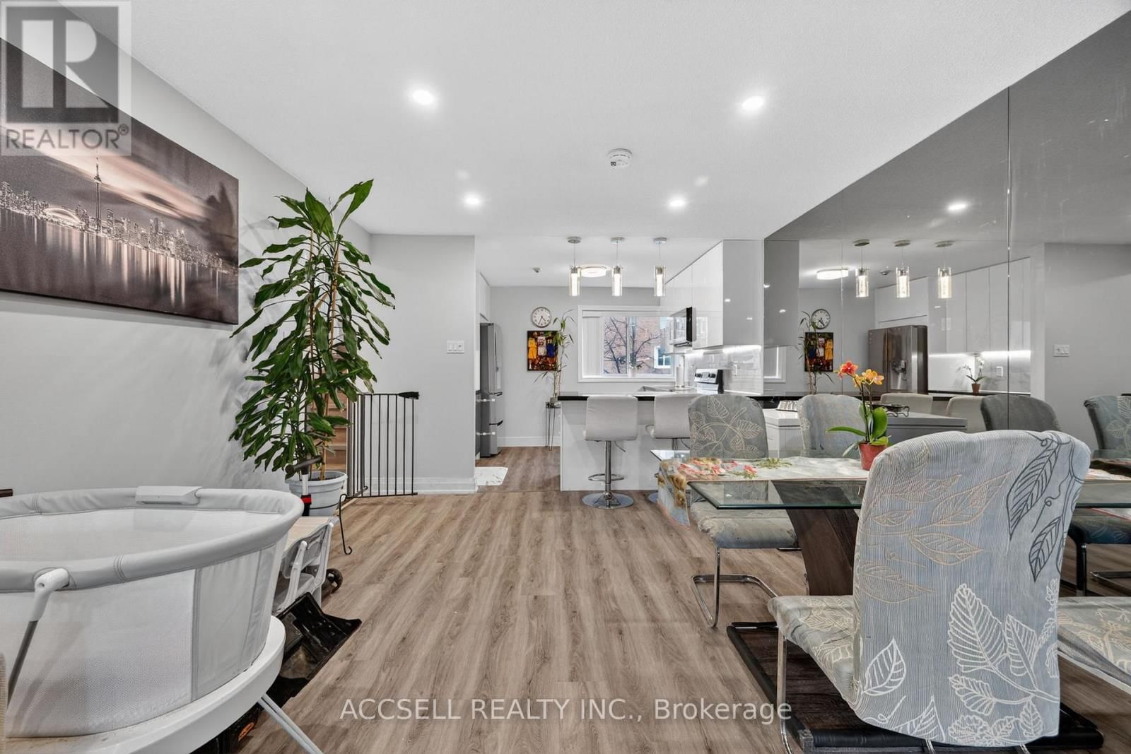 159 - 50 SCARBOROUGH GOLF CLUB ROAD Image 3