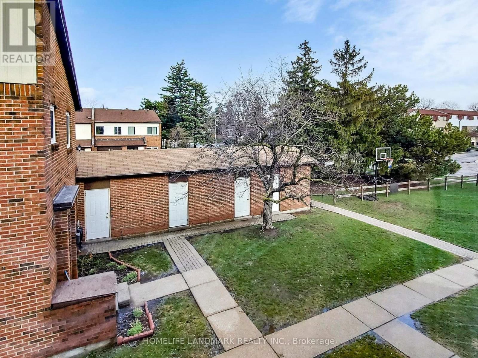 37 - 106 CHESTER LE BOULEVARD Image 23