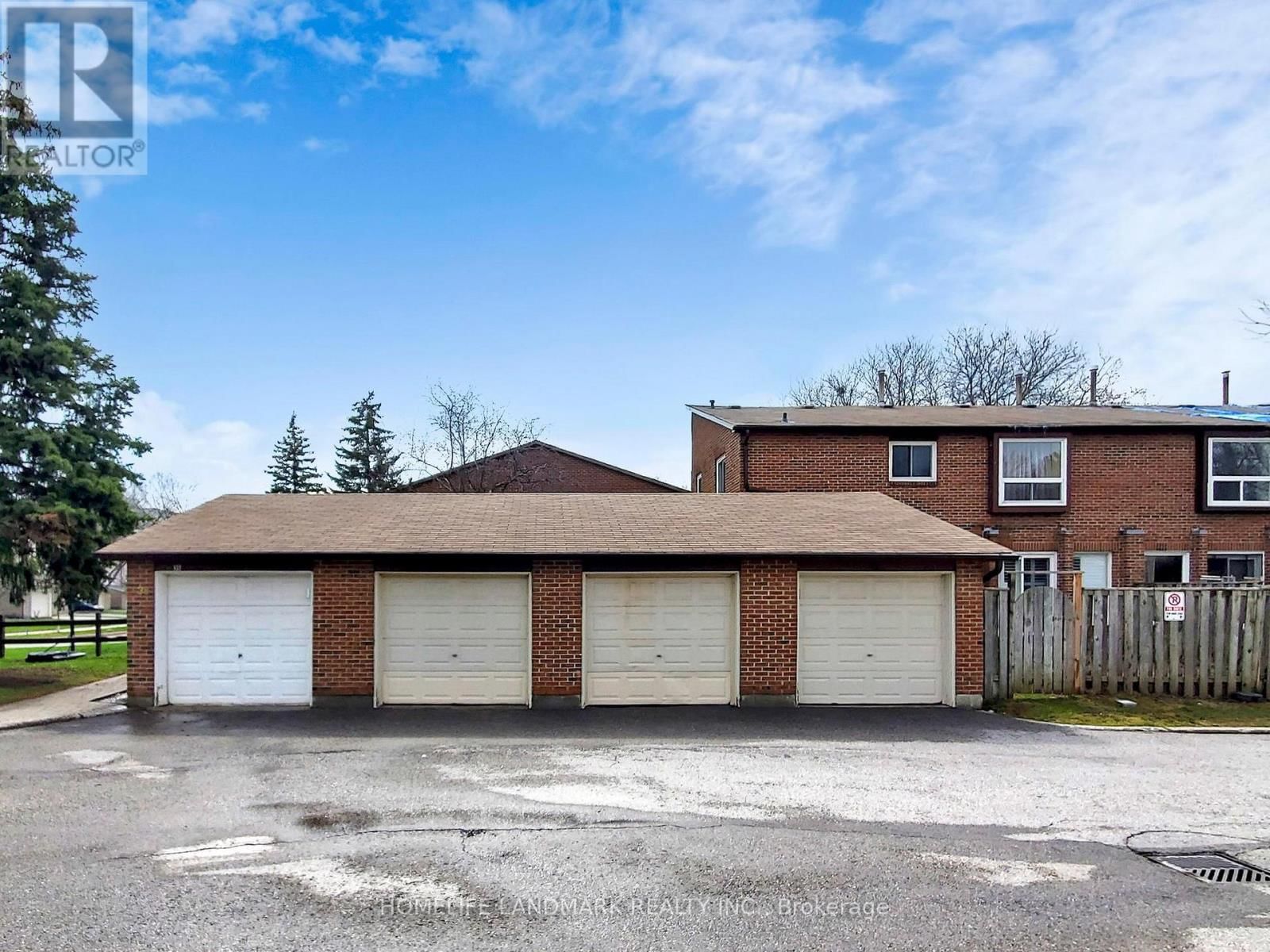 37 - 106 CHESTER LE BOULEVARD Image 24