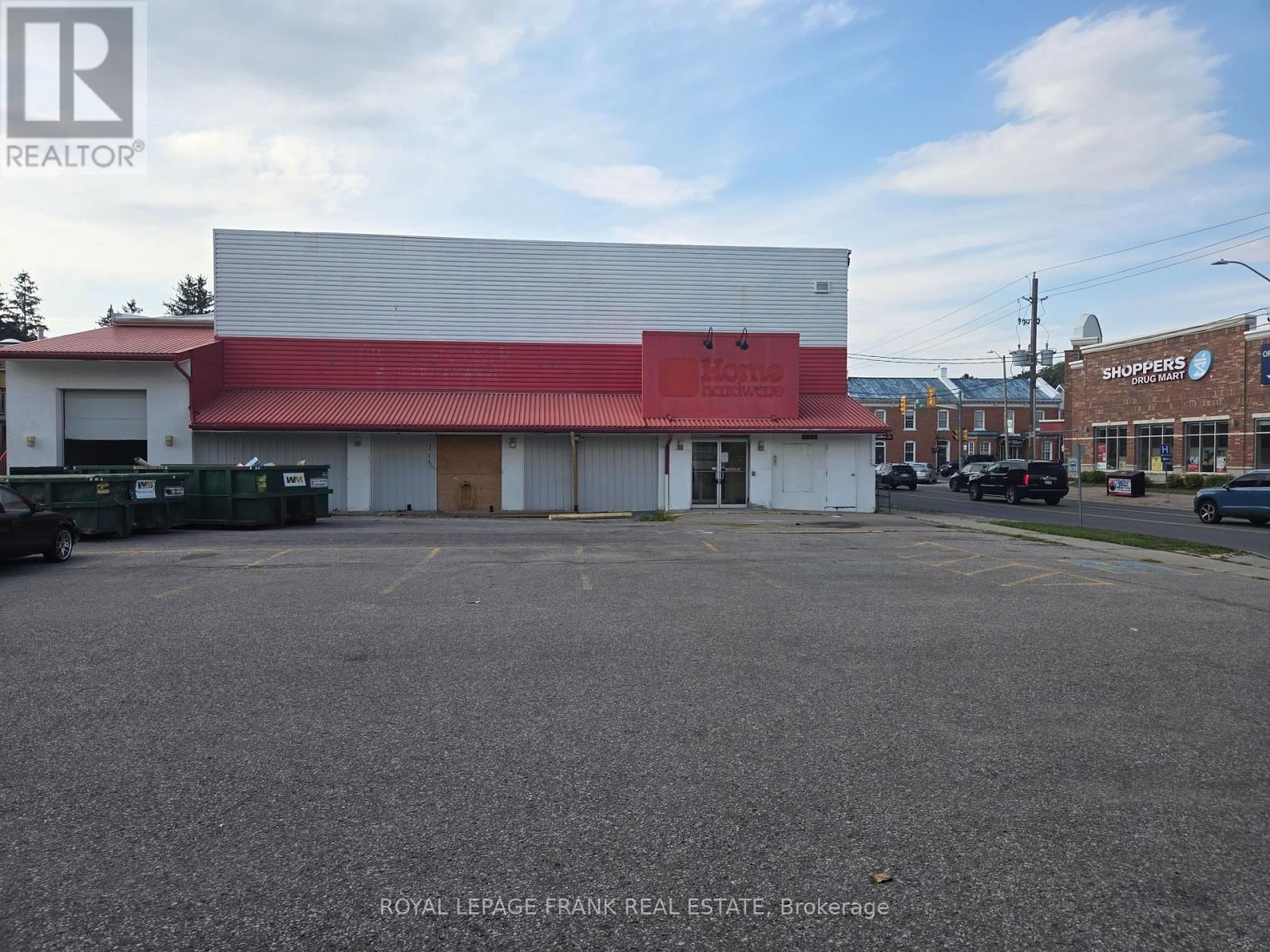 B - 15 KING AVENUE WEST Image 23