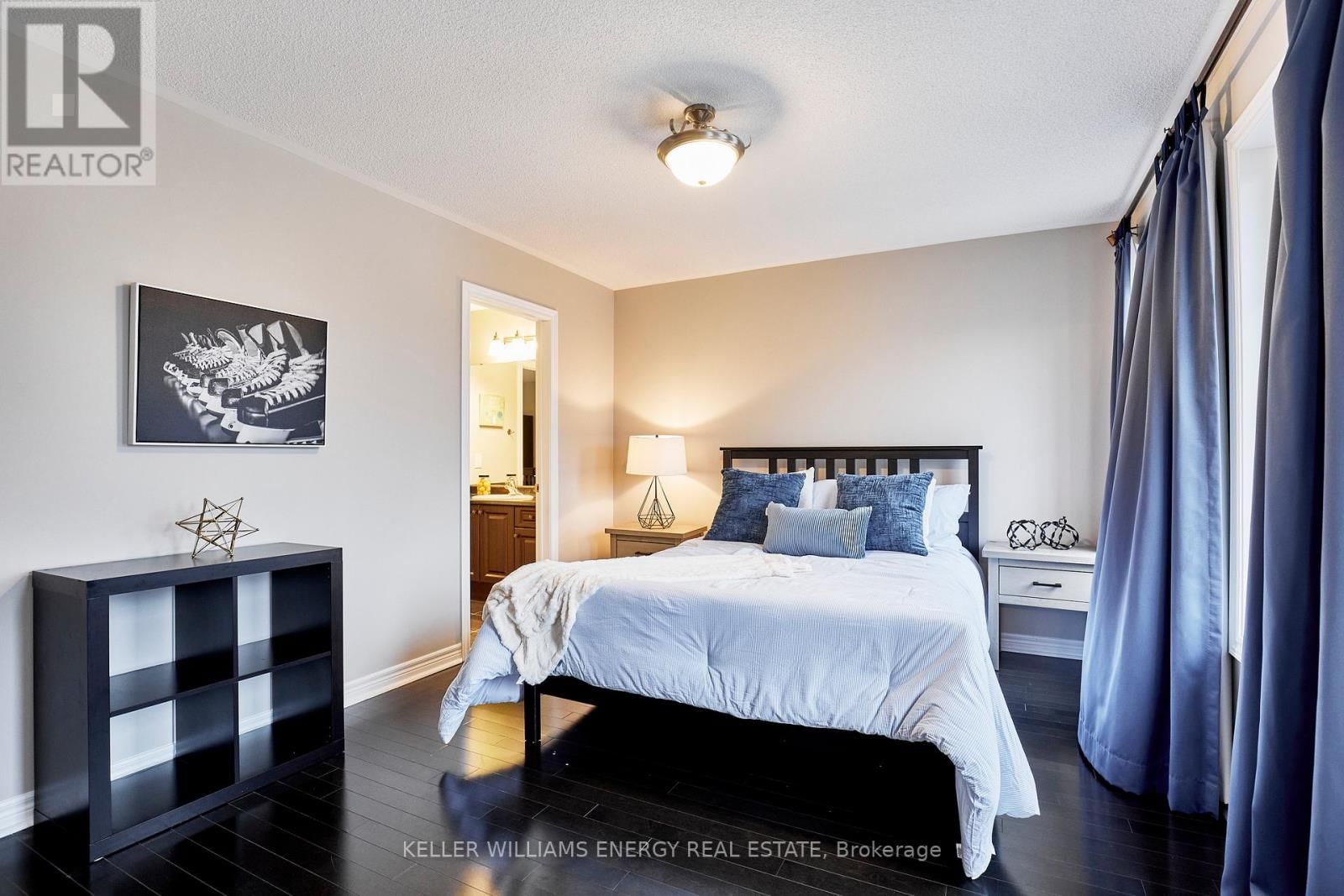 50 RUMBELLOW CRESCENT Image 19