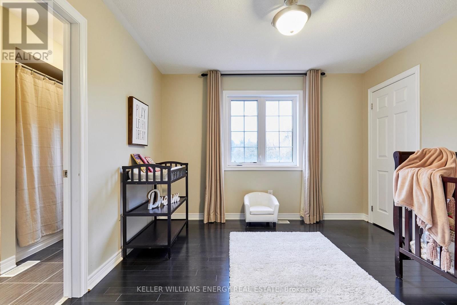 50 RUMBELLOW CRESCENT Image 22