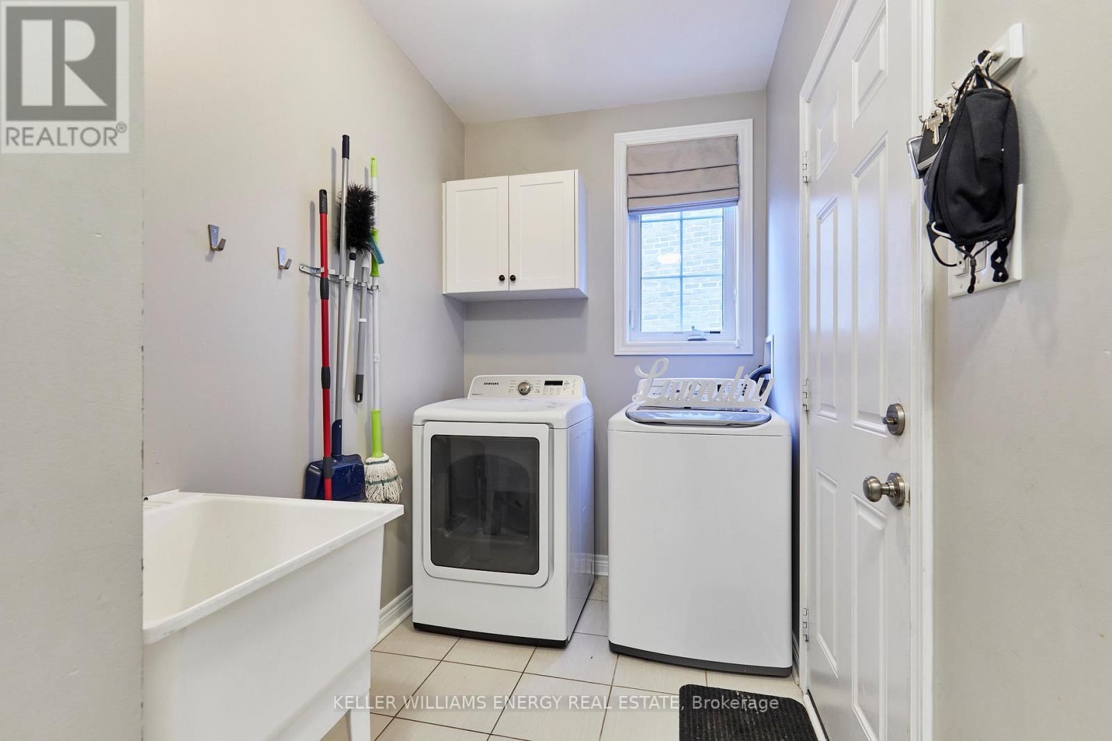 50 RUMBELLOW CRESCENT Image 35