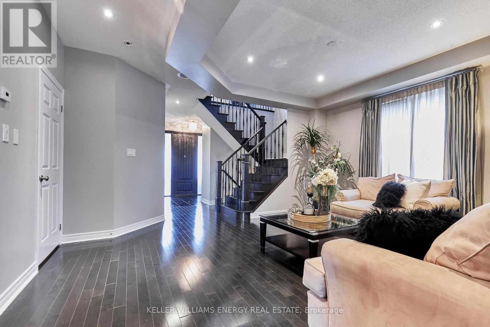 50 RUMBELLOW CRESCENT Image 5