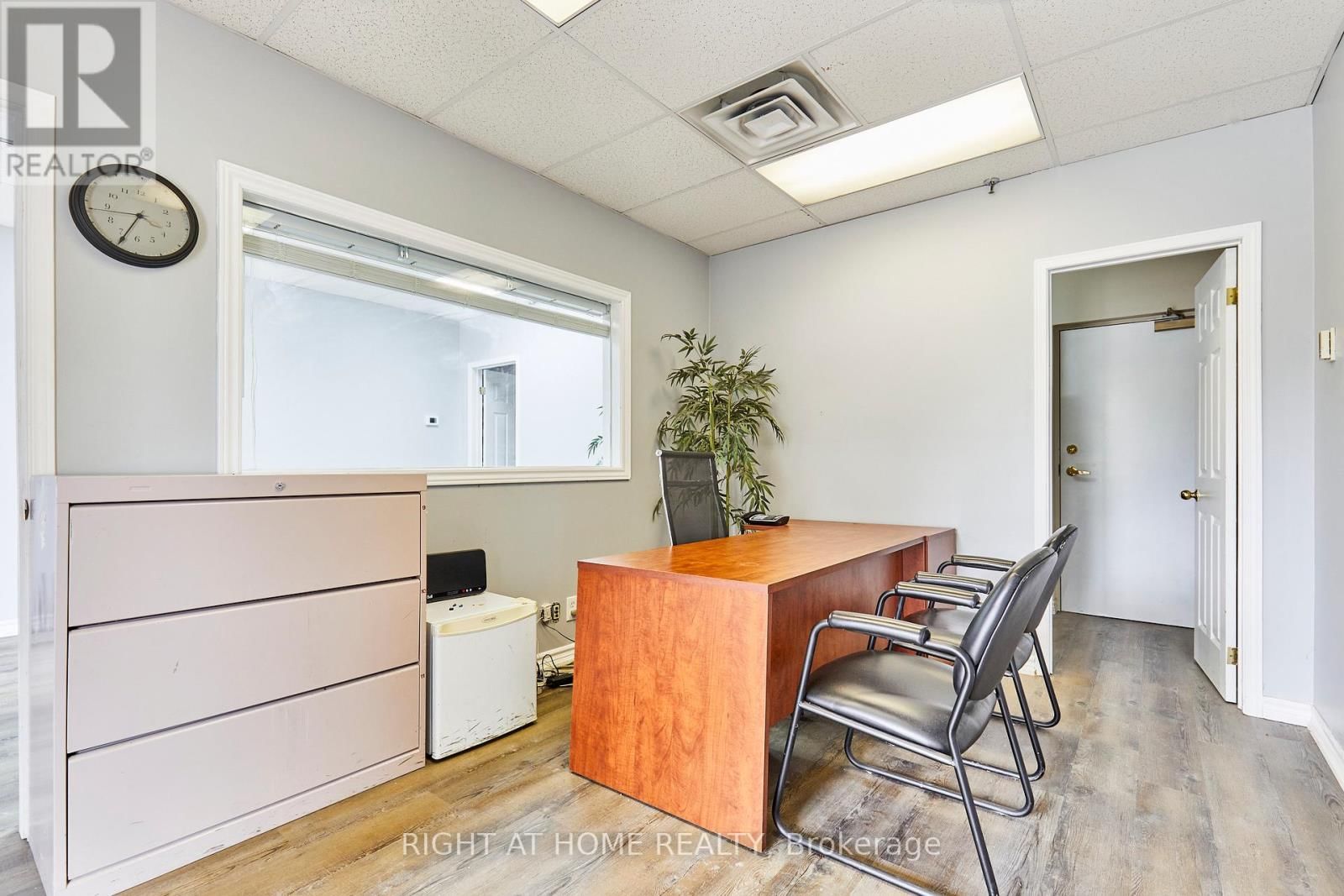 15 - 108 CORPORATE DRIVE Image 13