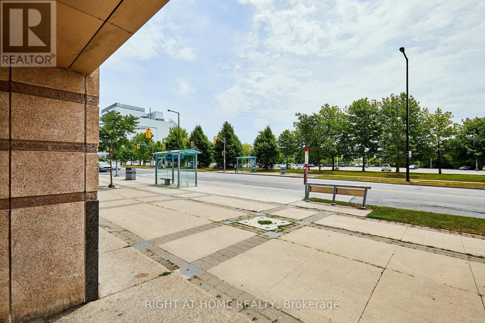 15 - 108 CORPORATE DRIVE Image 6