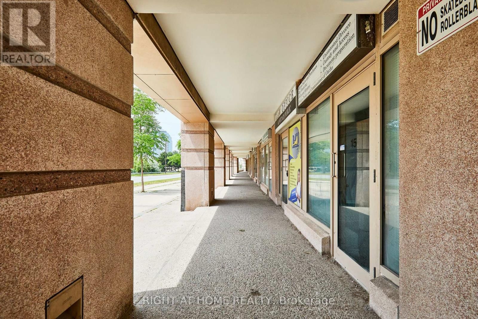 15 - 108 CORPORATE DRIVE Image 7