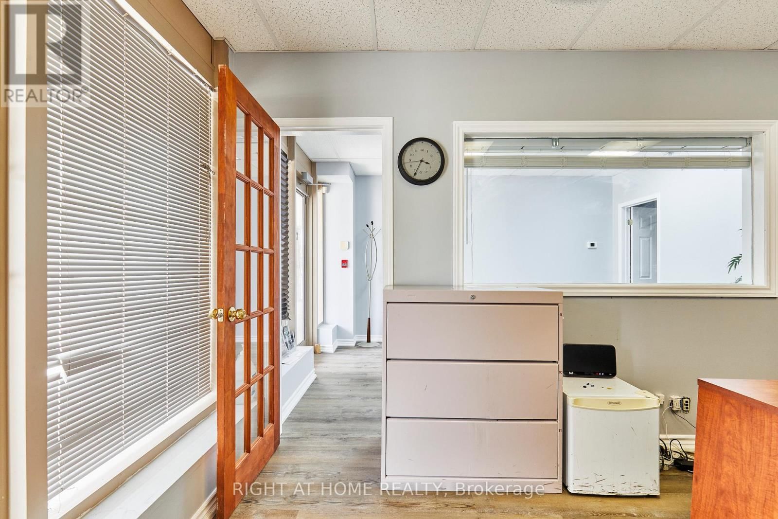 12 & 15 - 108 CORPORATE DRIVE Image 12