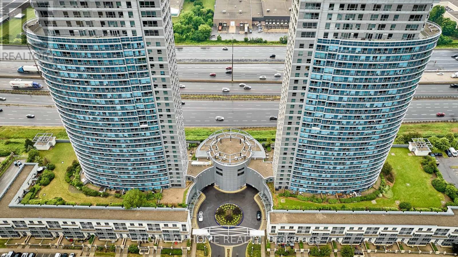 12 & 15 - 108 CORPORATE DRIVE Image 36