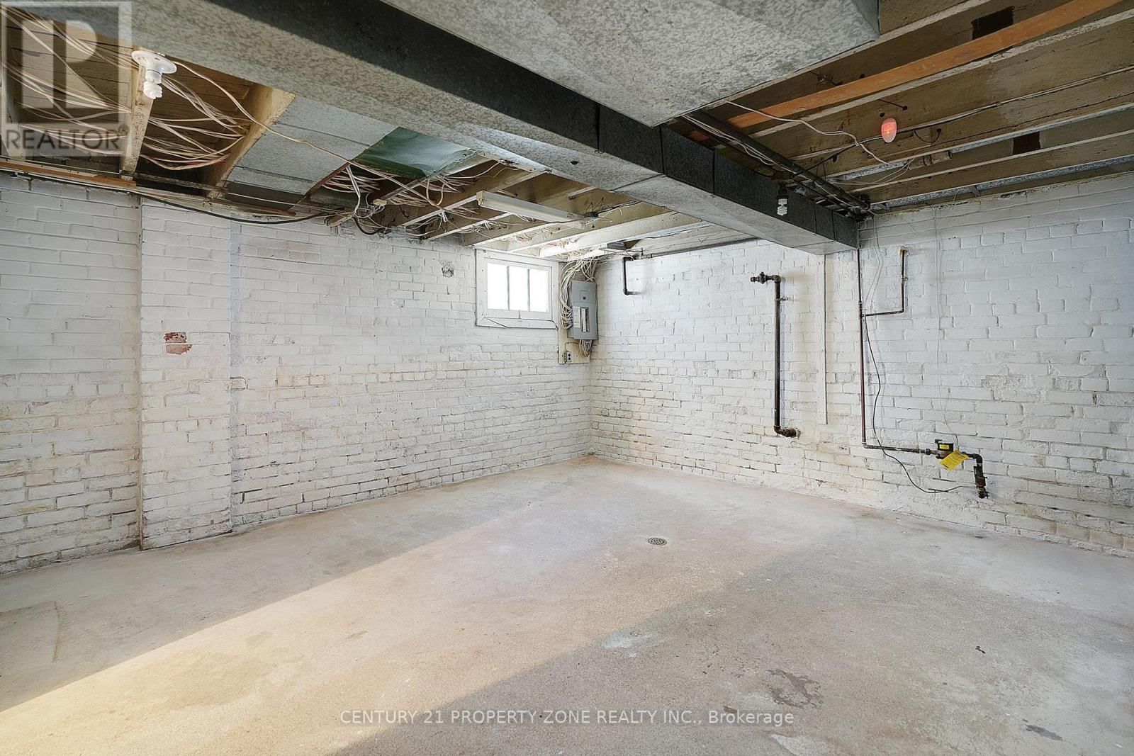 97 SPARKHALL AVENUE Image 34