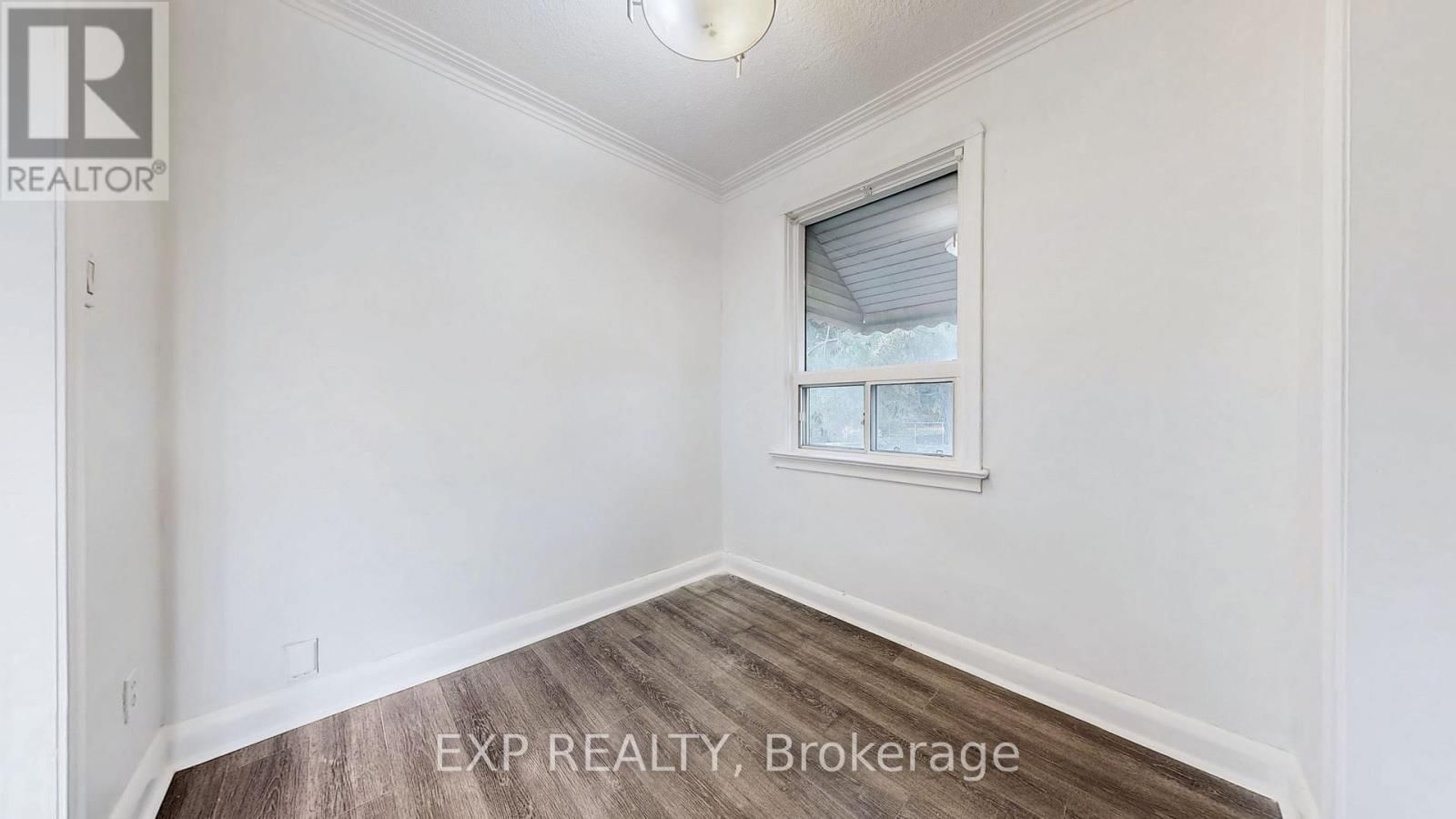 47 BOYCE AVENUE Image 10