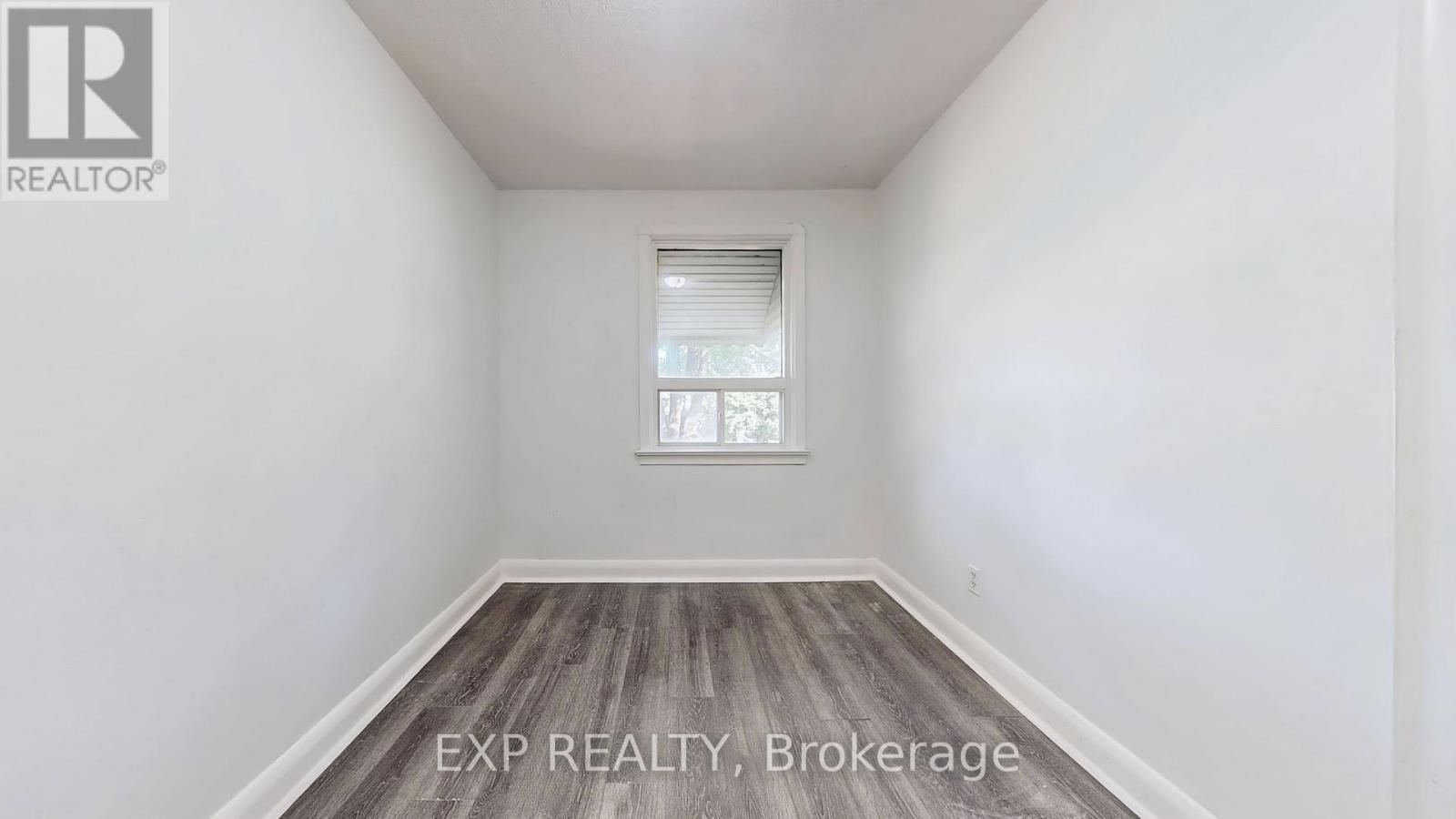 47 BOYCE AVENUE Image 20