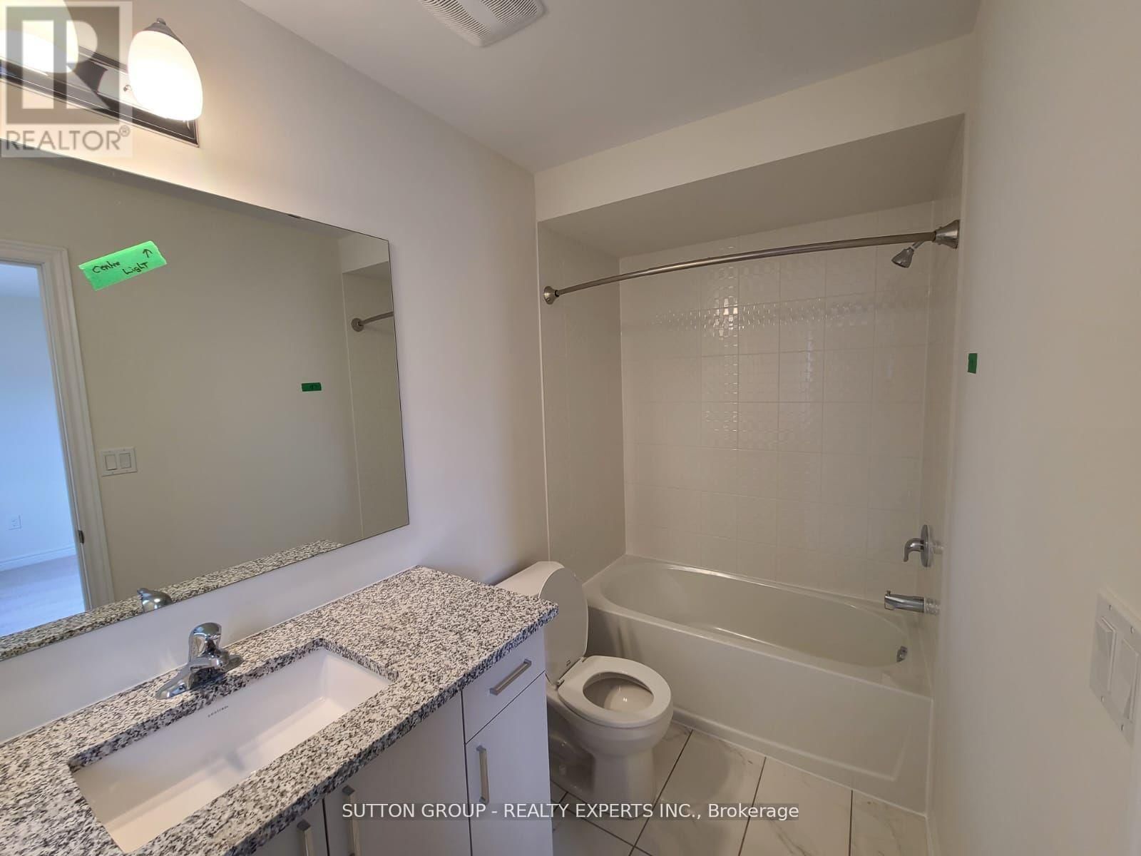 130 ICE PALACE CRESCENT Image 13