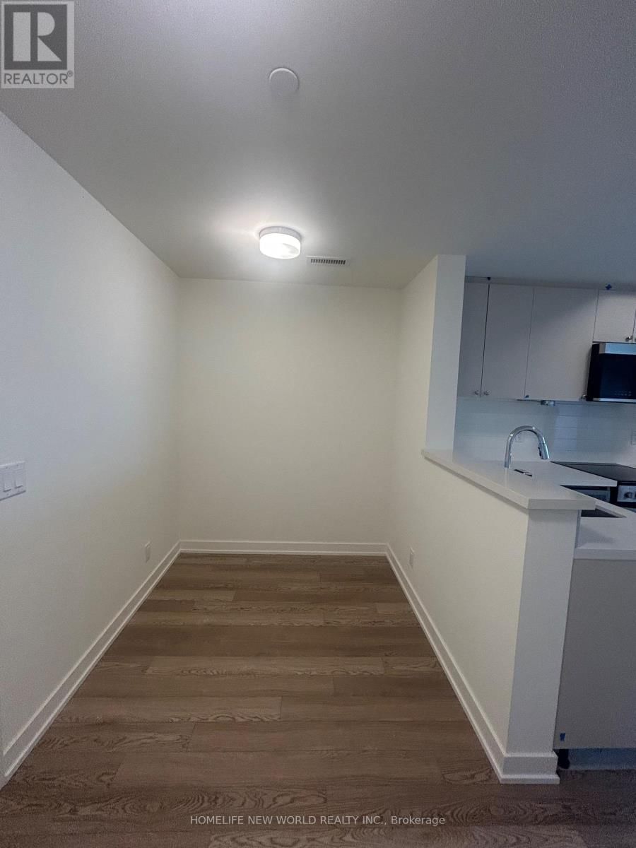 1210 - 51 CLARINGTON BOULEVARD Image 10