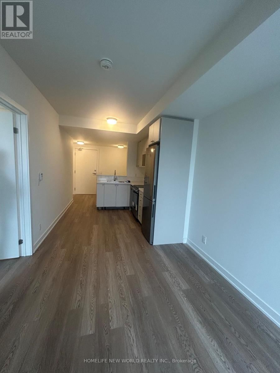 1210 - 51 CLARINGTON BOULEVARD Image 12