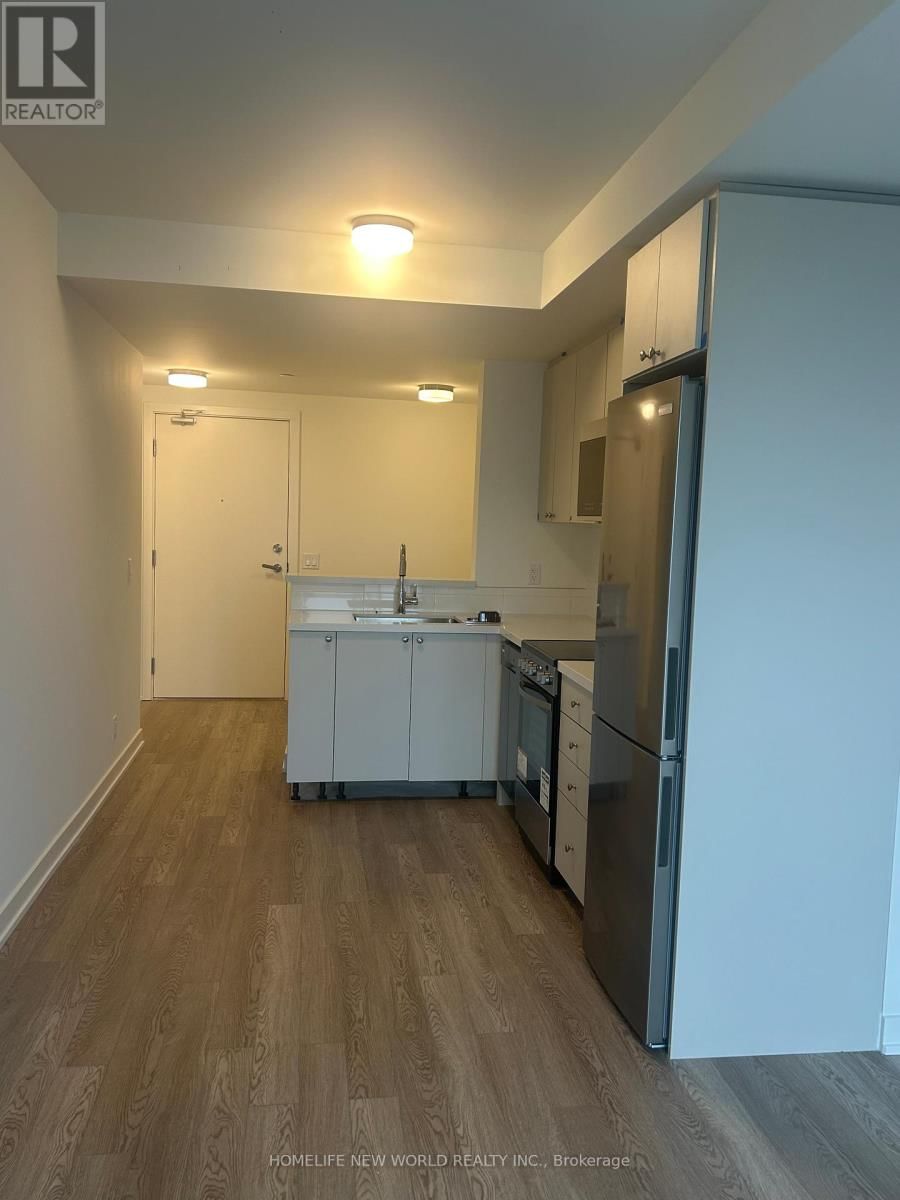 1210 - 51 CLARINGTON BOULEVARD Image 13