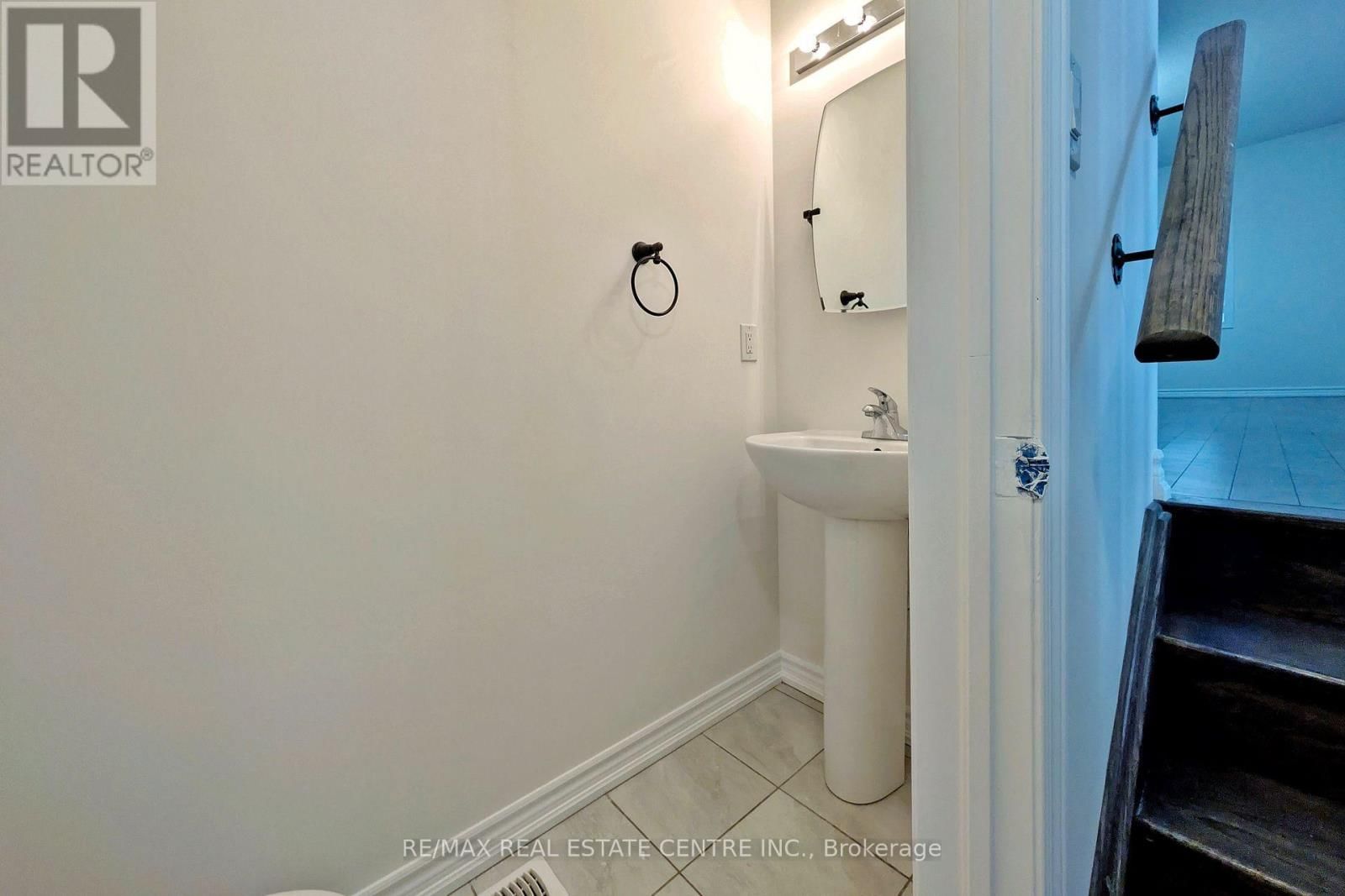 187 LYLE DRIVE Image 20