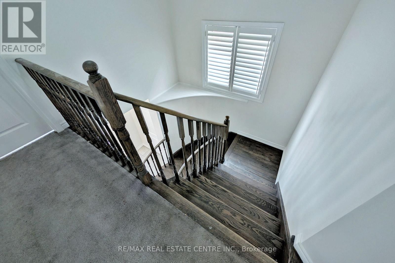 187 LYLE DRIVE Image 21