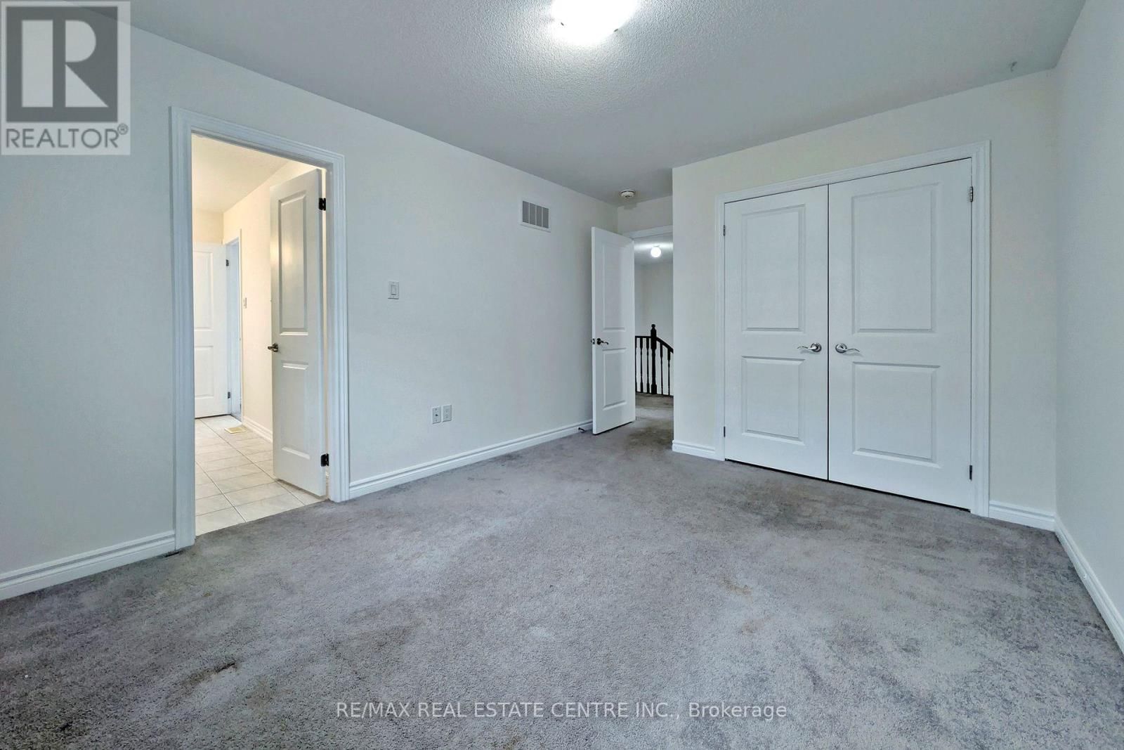 187 LYLE DRIVE Image 32