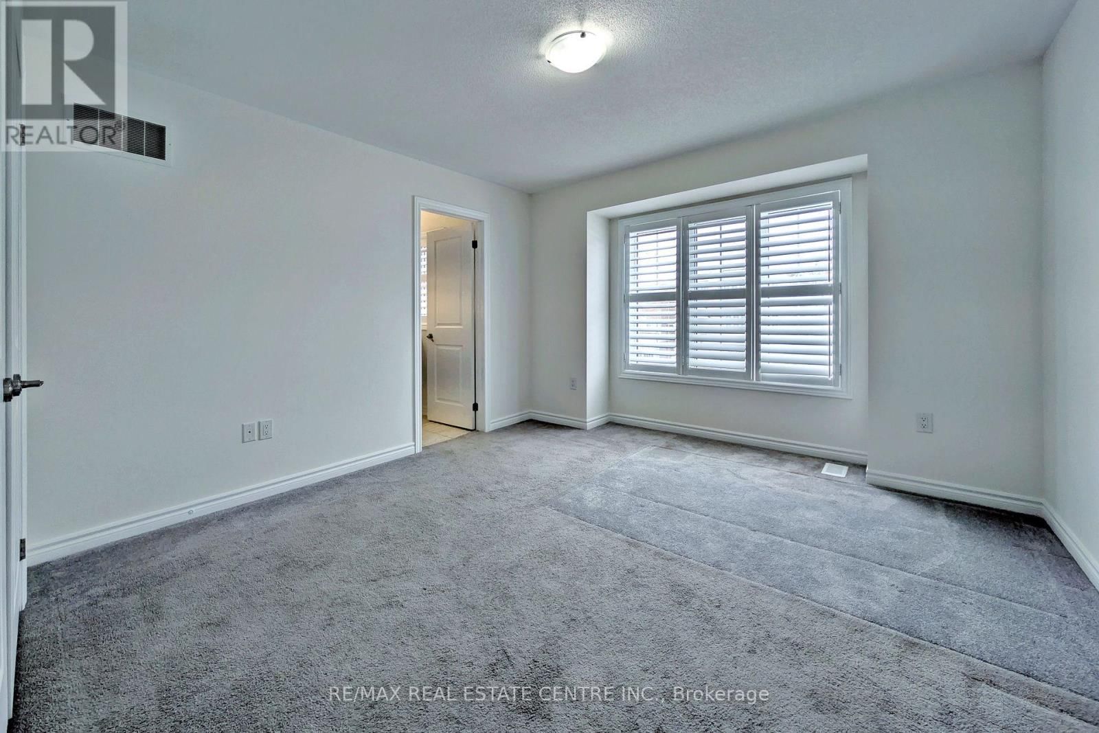 187 LYLE DRIVE Image 34