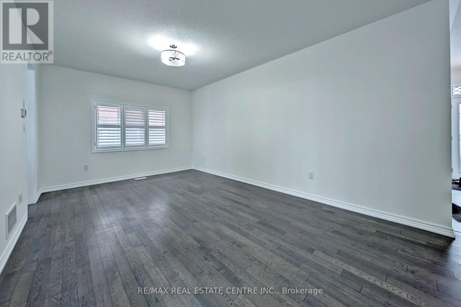 187 LYLE DRIVE Image 5