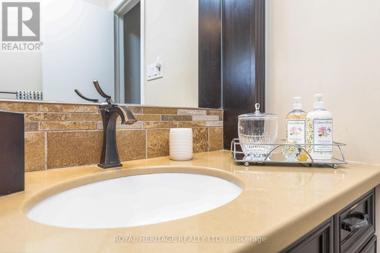 53 TERESA DRIVE Image 34