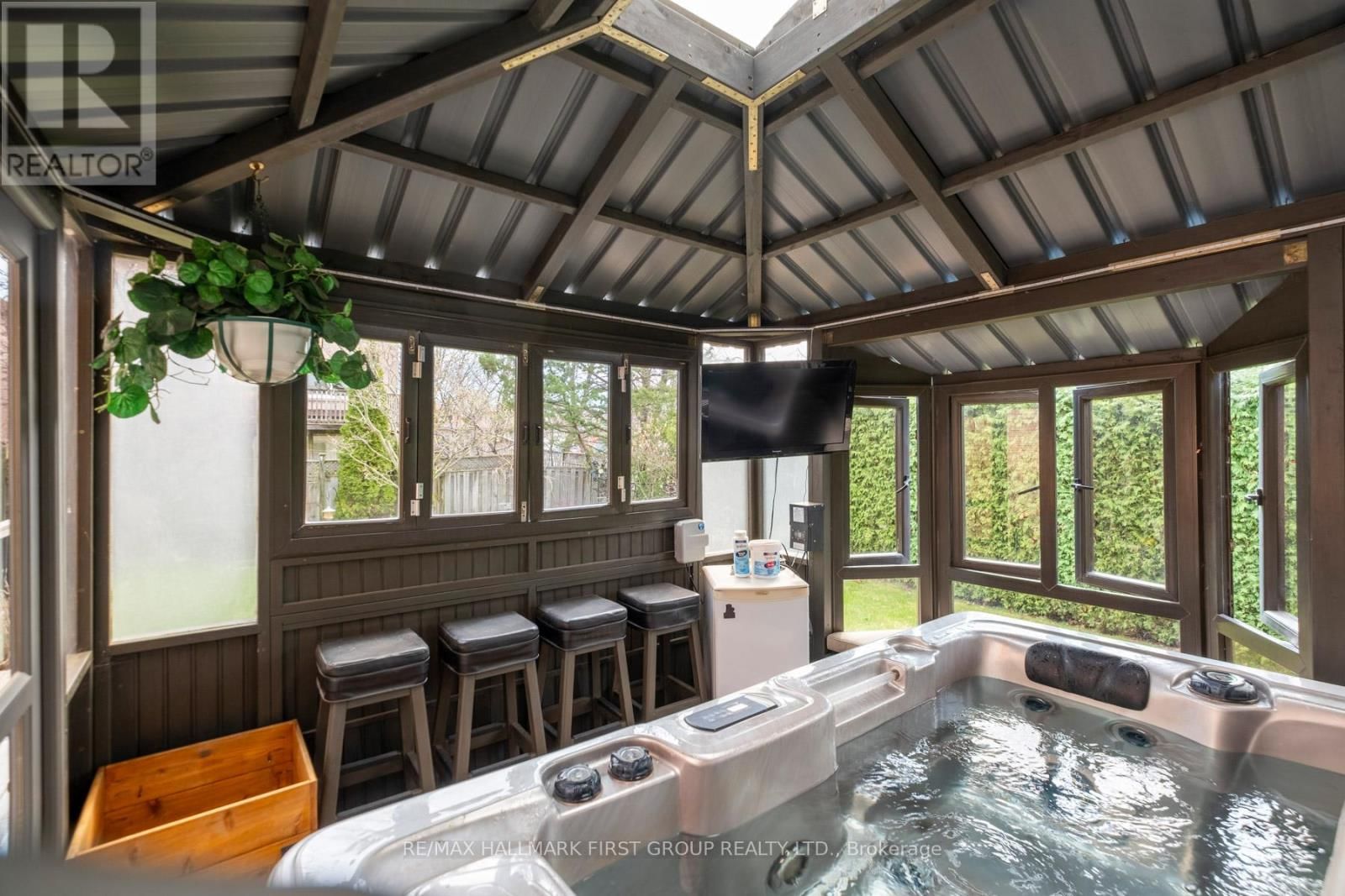 7 FOAKES DRIVE Image 28