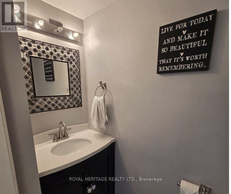 92 - 1133 RITSON ROAD NORTH Image 3