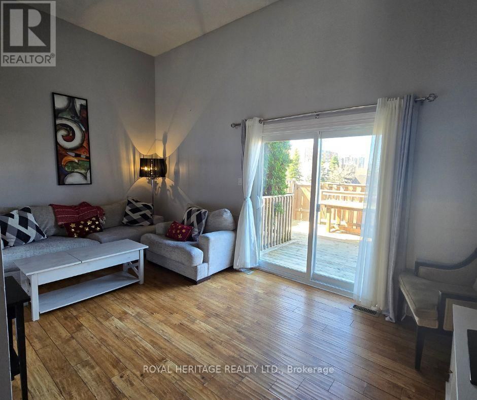 92 - 1133 RITSON ROAD NORTH Image 4