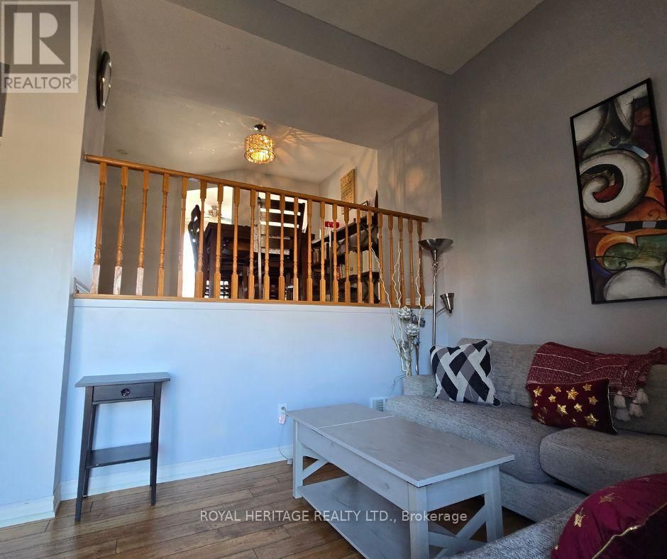 92 - 1133 RITSON ROAD NORTH Image 5