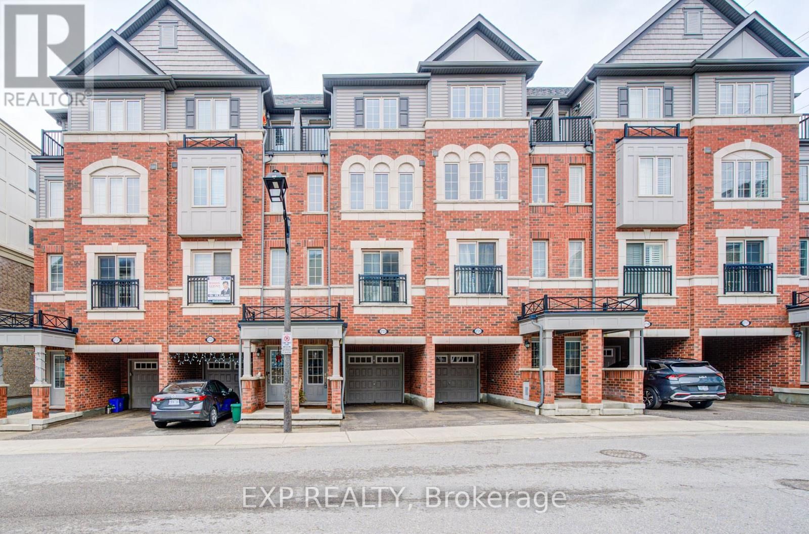 2723 DEPUTY MINISTER PATH Image 1