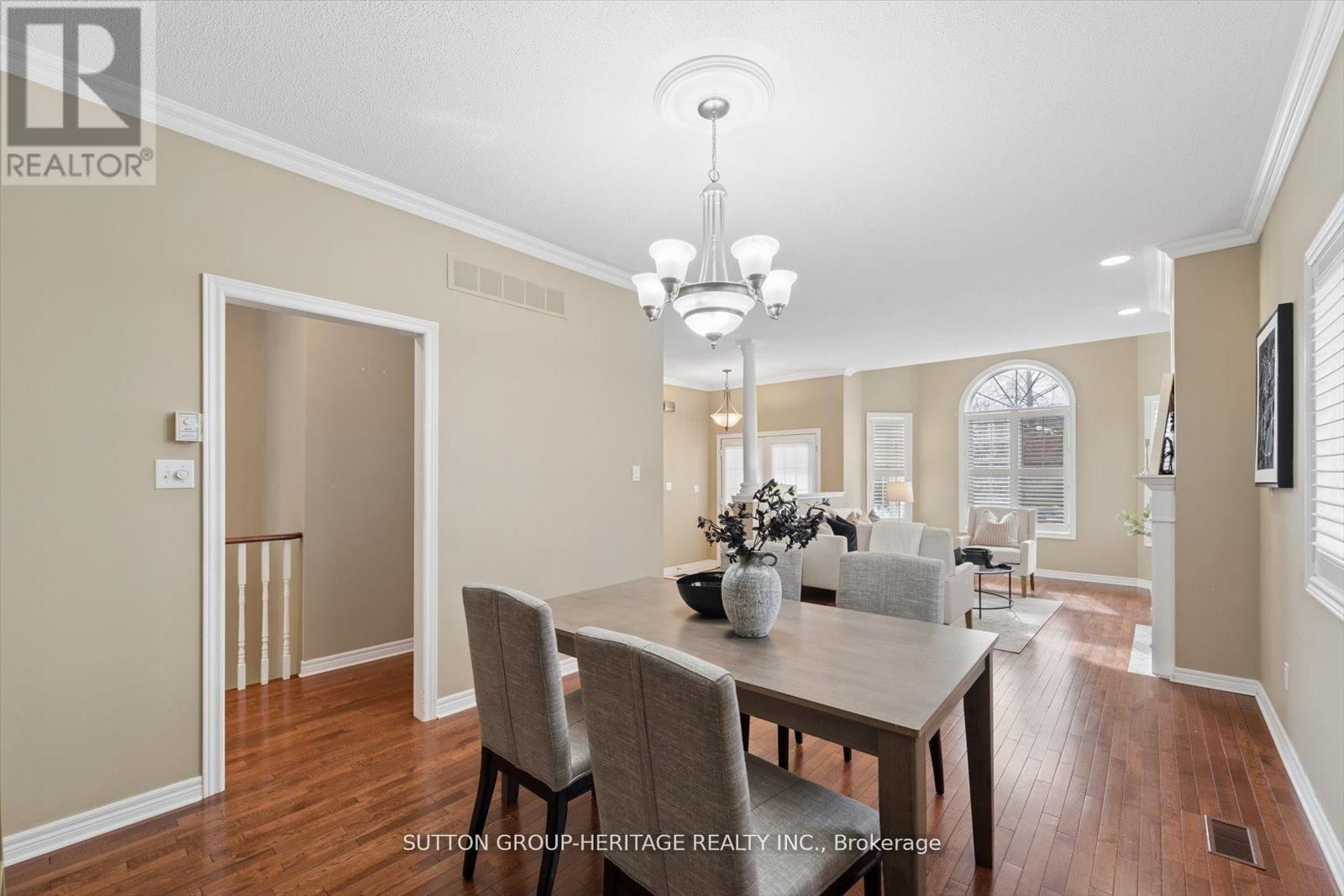 1886 PINE GROVE AVENUE Image 11