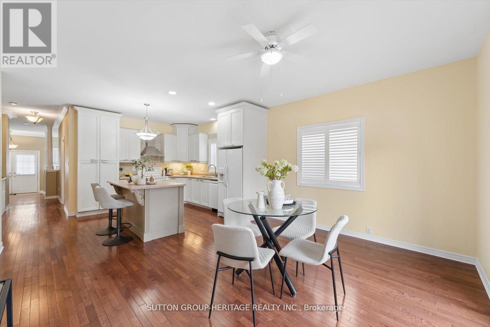 1886 PINE GROVE AVENUE Image 12