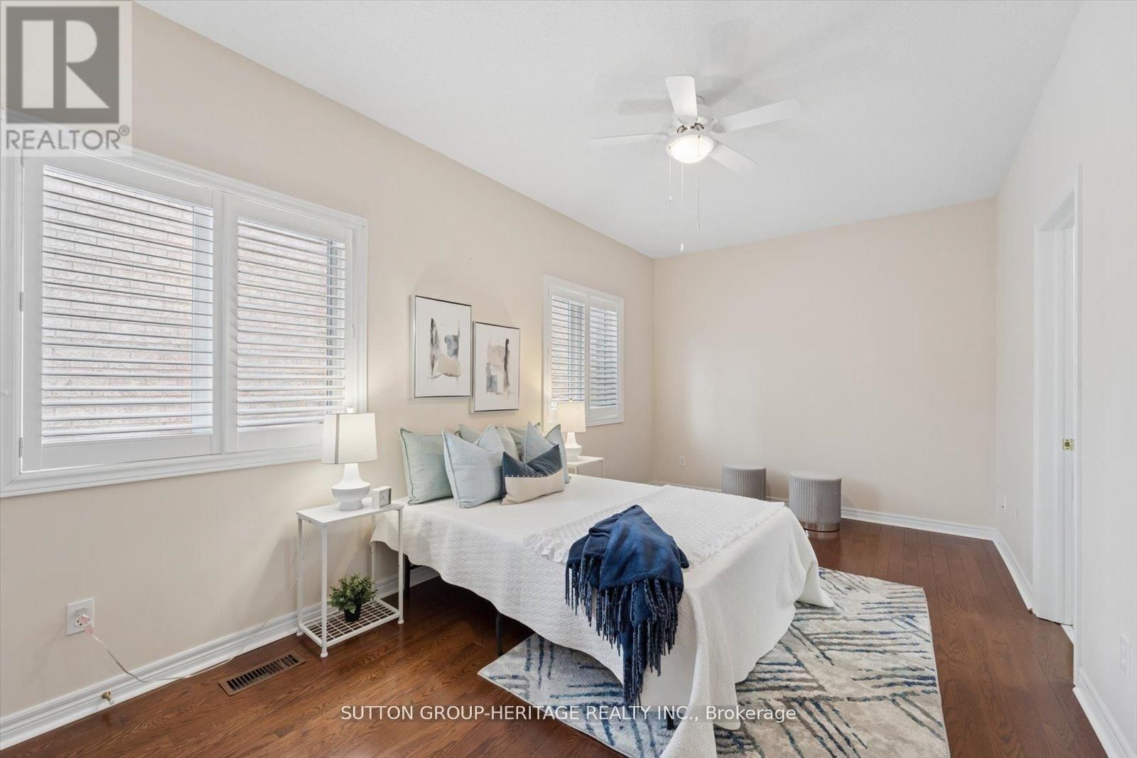 1886 PINE GROVE AVENUE Image 25