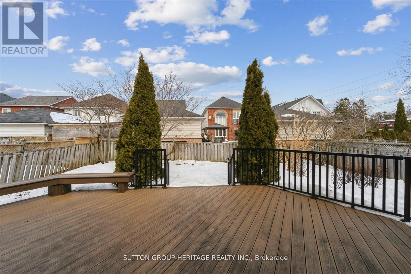 1886 PINE GROVE AVENUE Image 41