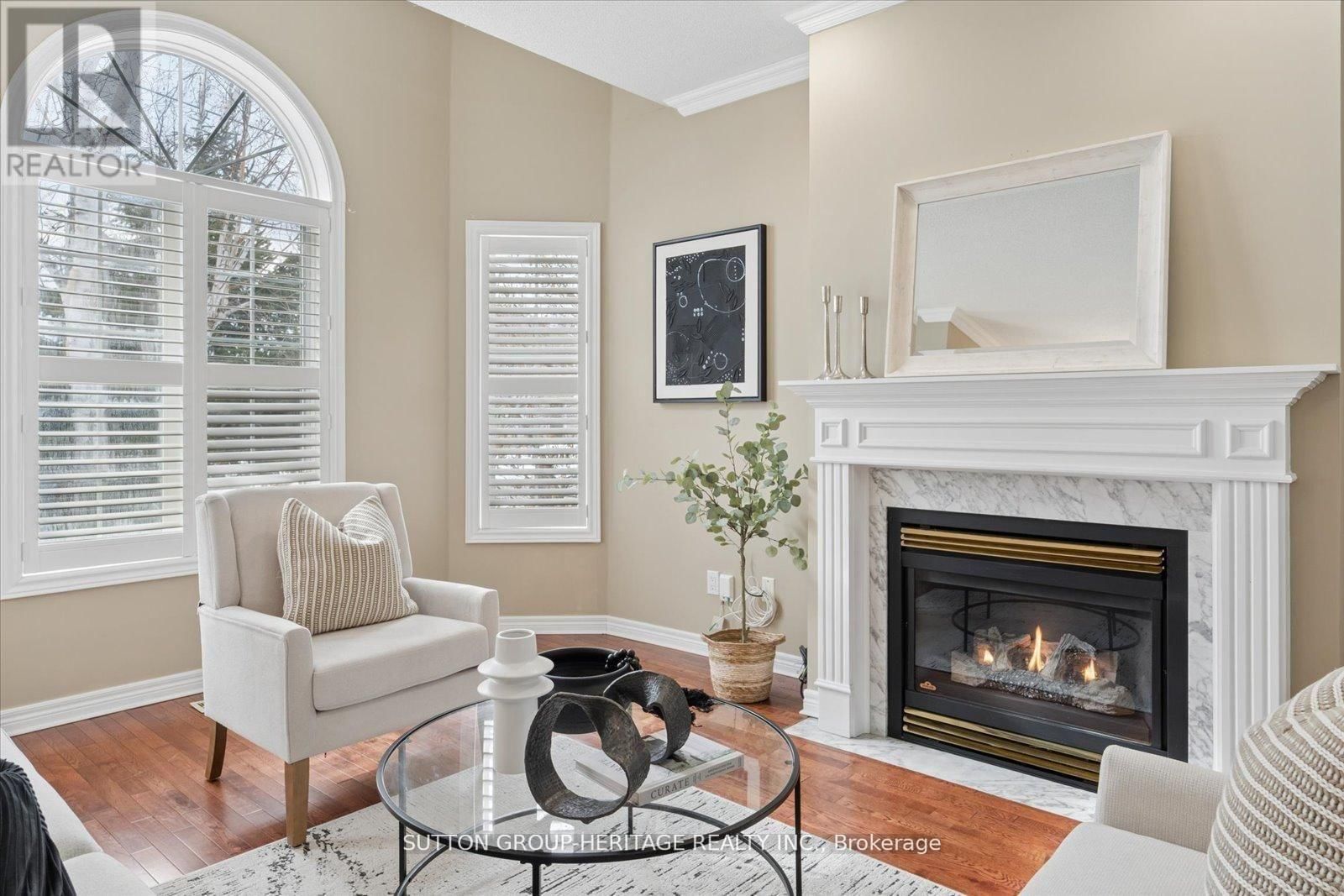 1886 PINE GROVE AVENUE Image 6